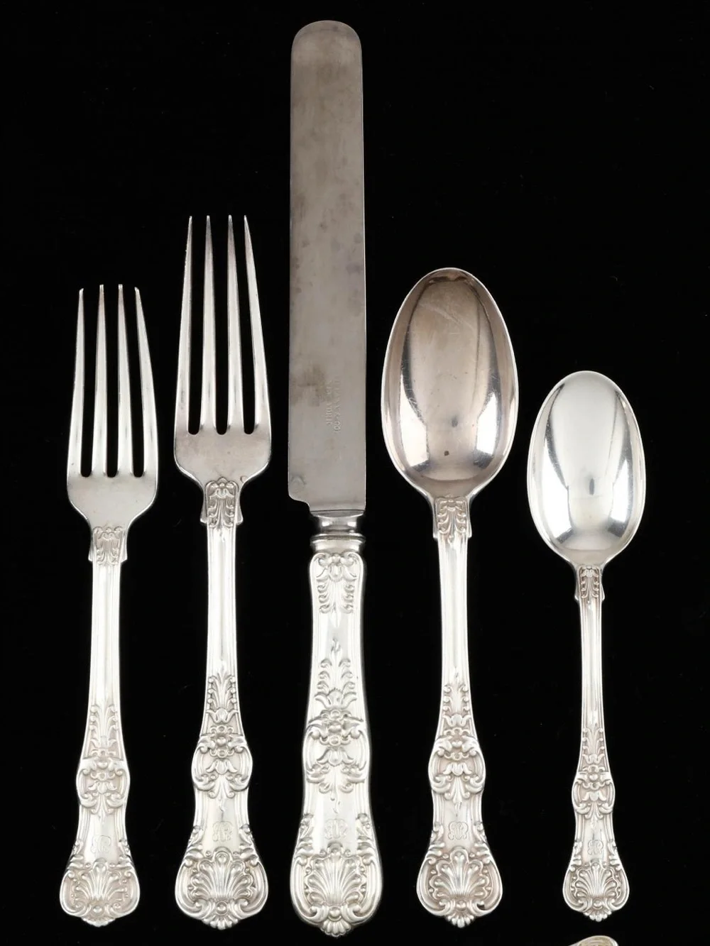 Tiffany’s English King Sterling Silver Vintage 4 5-place Setting